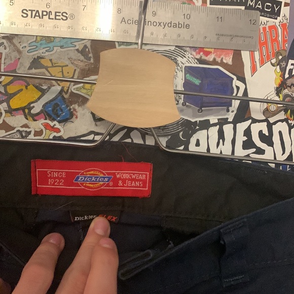 I am selling a pair of dickies workwear/dress pants - Picture 4 of 5